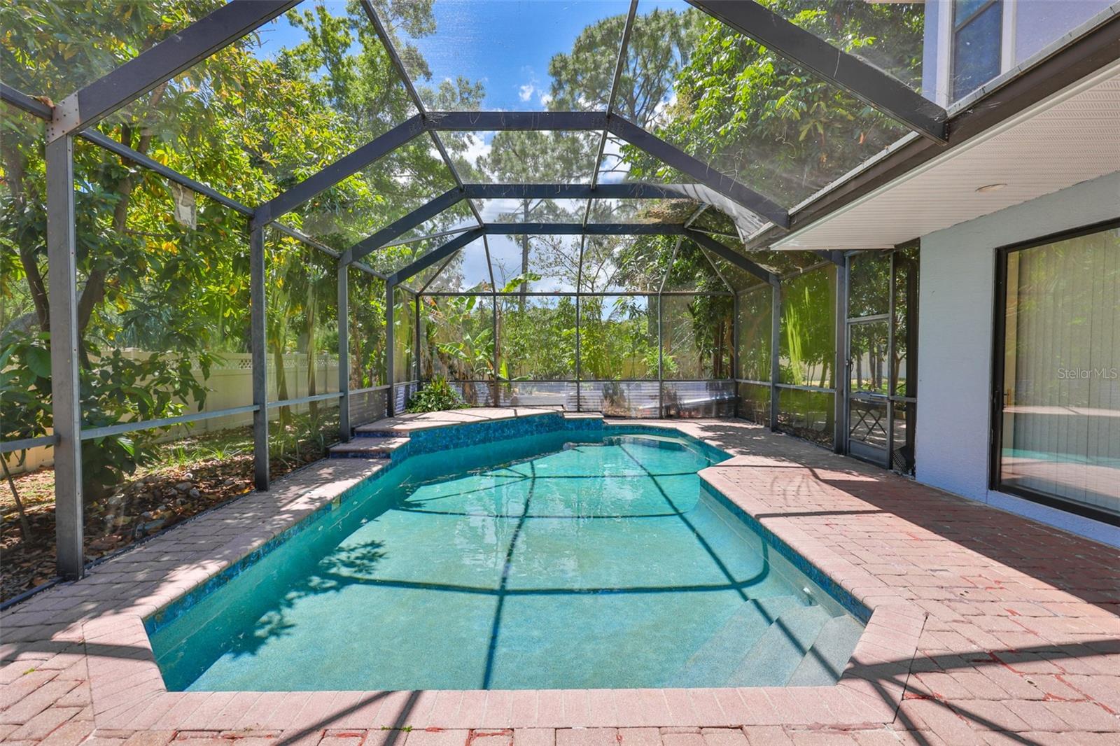 Image 60 of 77 For 2679 Lakebreeze Lane S