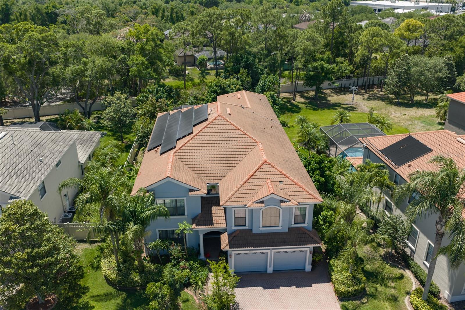 Image 67 of 77 For 2679 Lakebreeze Lane S