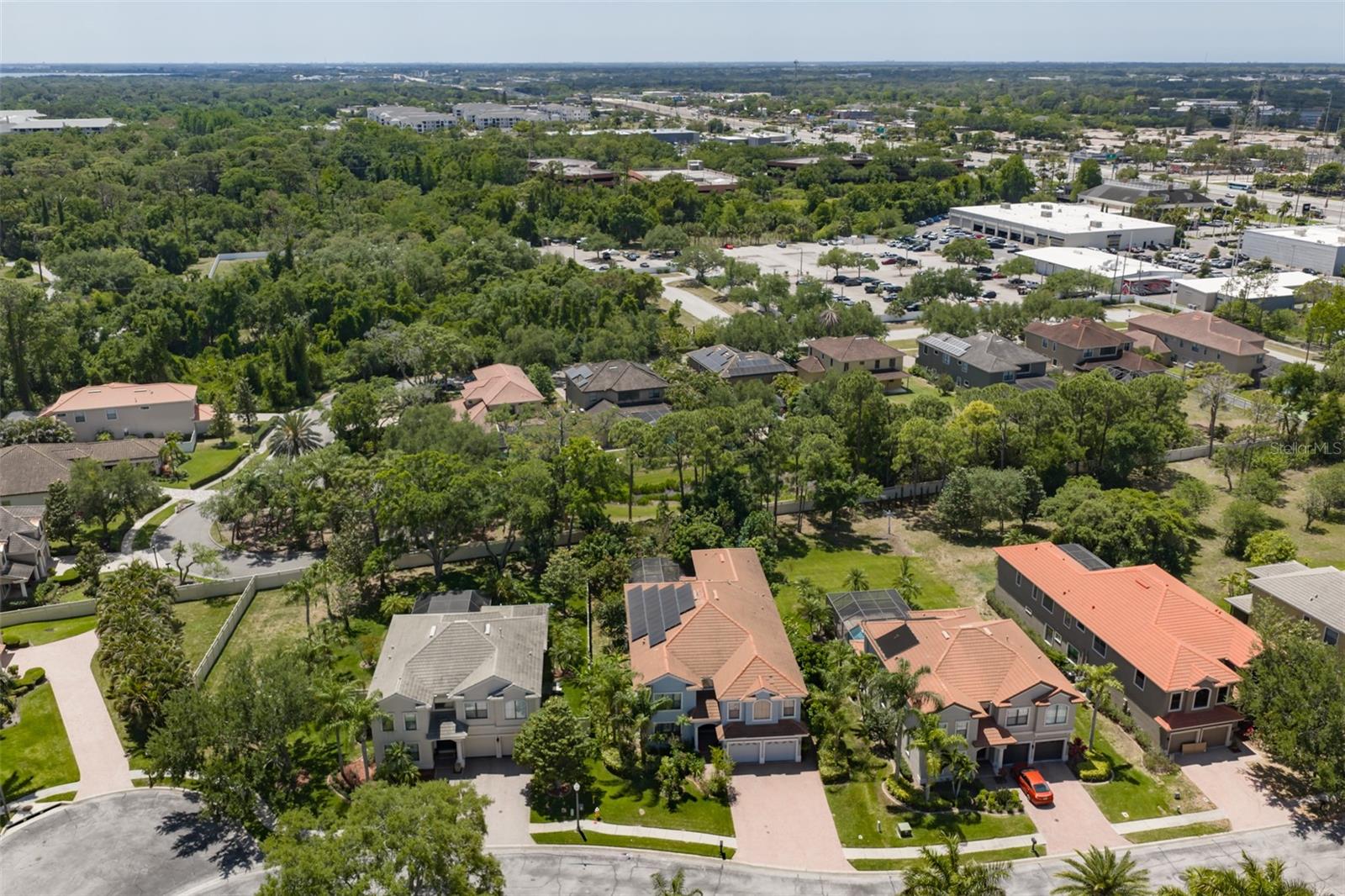 Image 68 of 77 For 2679 Lakebreeze Lane S