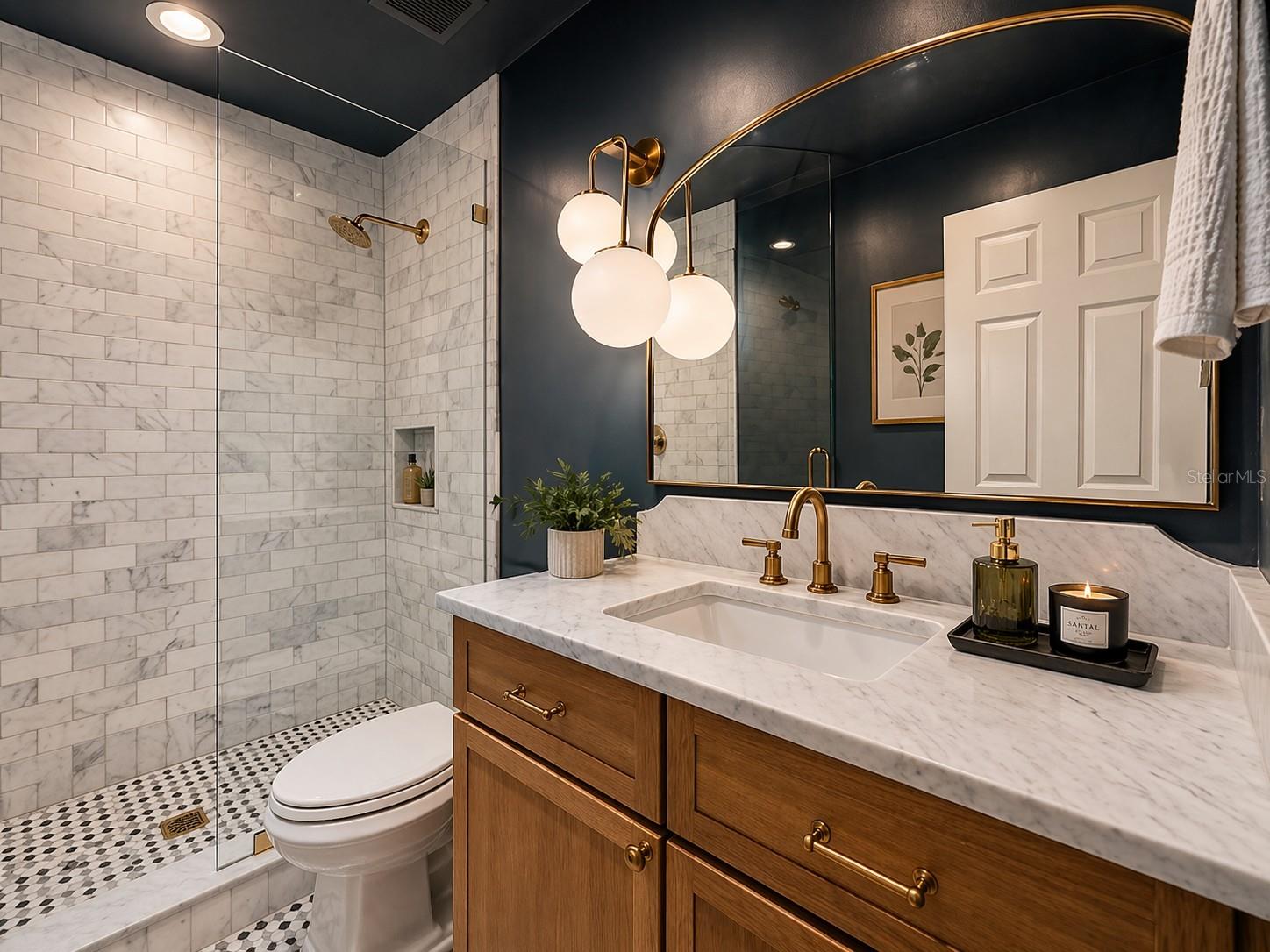 Image 14 of 17 For 15016 Maurine Cove Lane