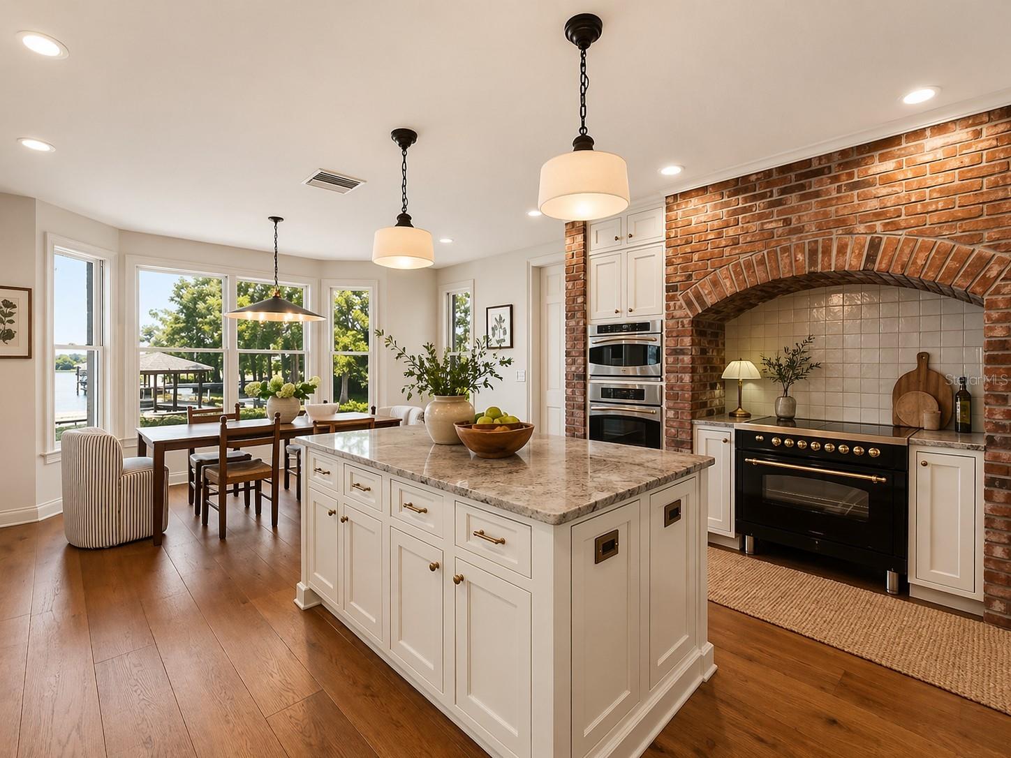 Image 5 of 17 For 15016 Maurine Cove Lane