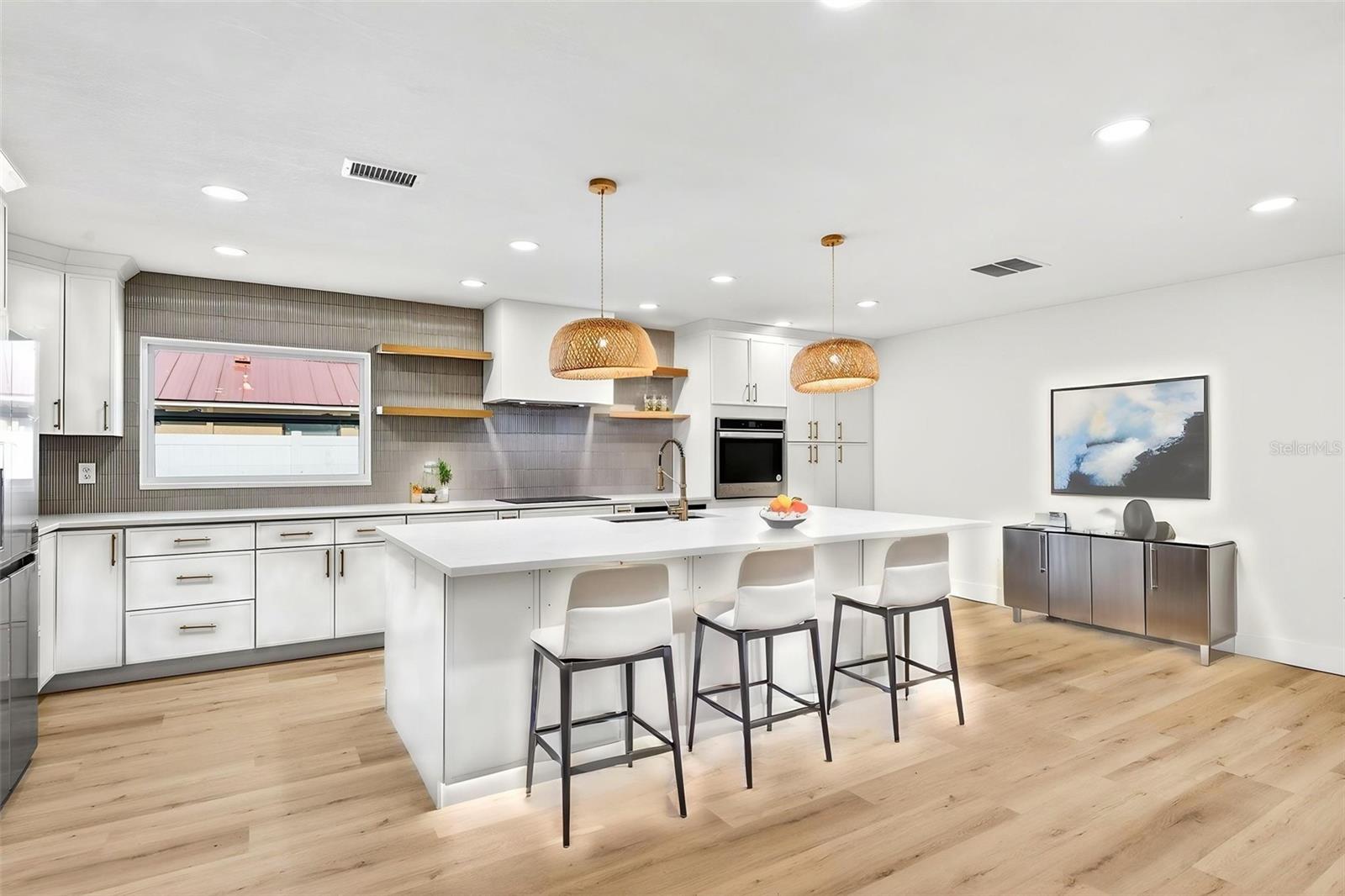 Listing photo id 4 for 3041 Oak Cove Drive