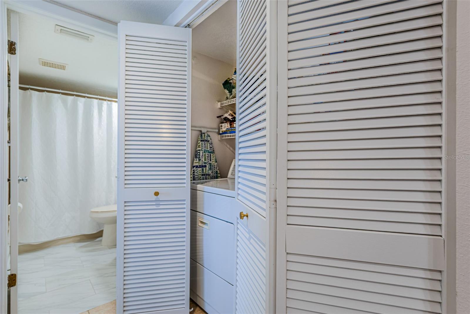 Listing photo id 8 for 1022 Bowsprit Lane 1022