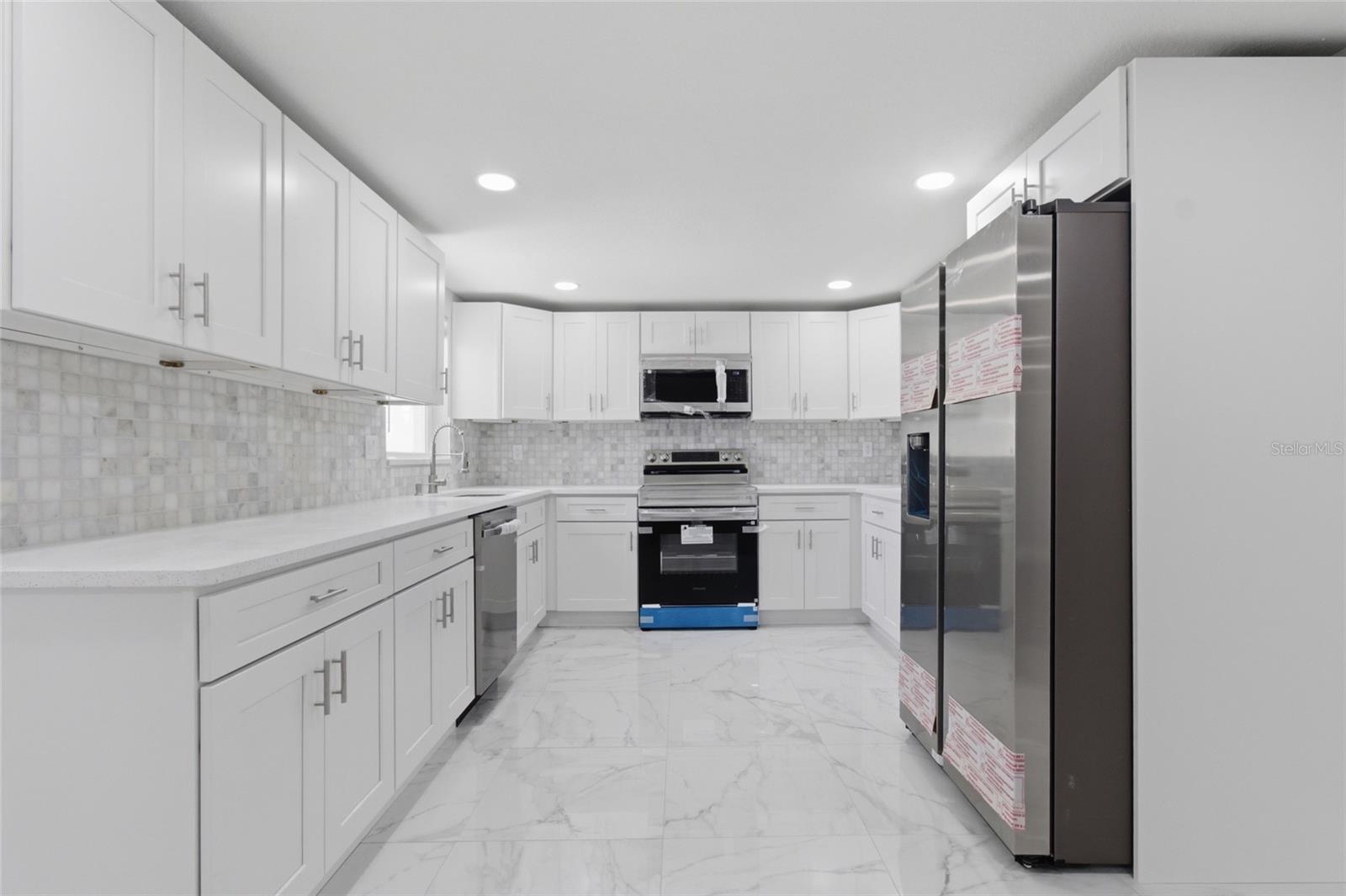 Image 11 of 34 For 4901 Durney Street