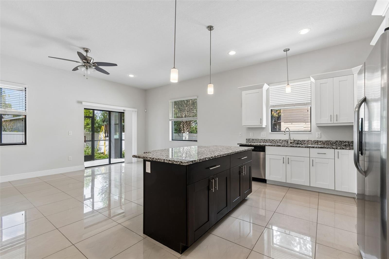 Image 12 of 38 For 2311 Aileen Street