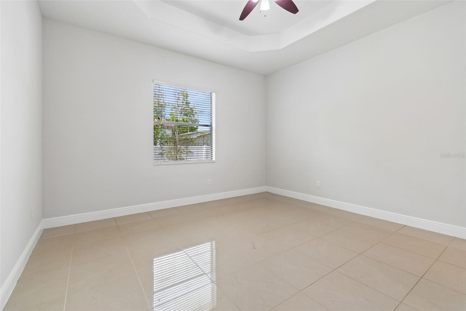 Image 22 of 38 For 2311 Aileen Street