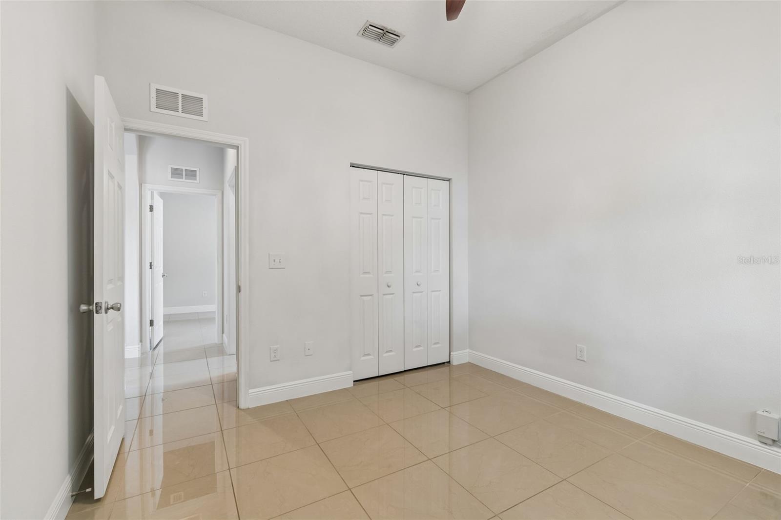 Image 6 of 38 For 2311 Aileen Street