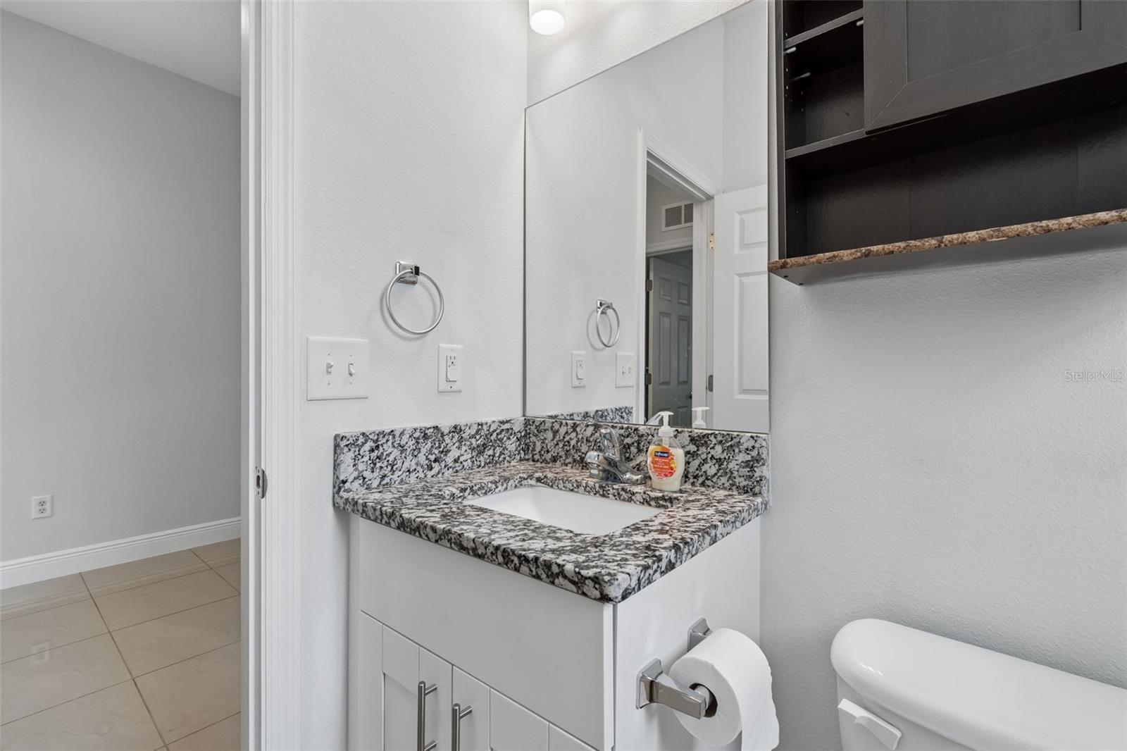 Image 8 of 38 For 2311 Aileen Street