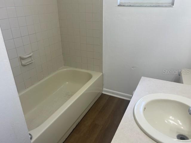 Listing photo id 5 for 3800 18th Avenue S 4