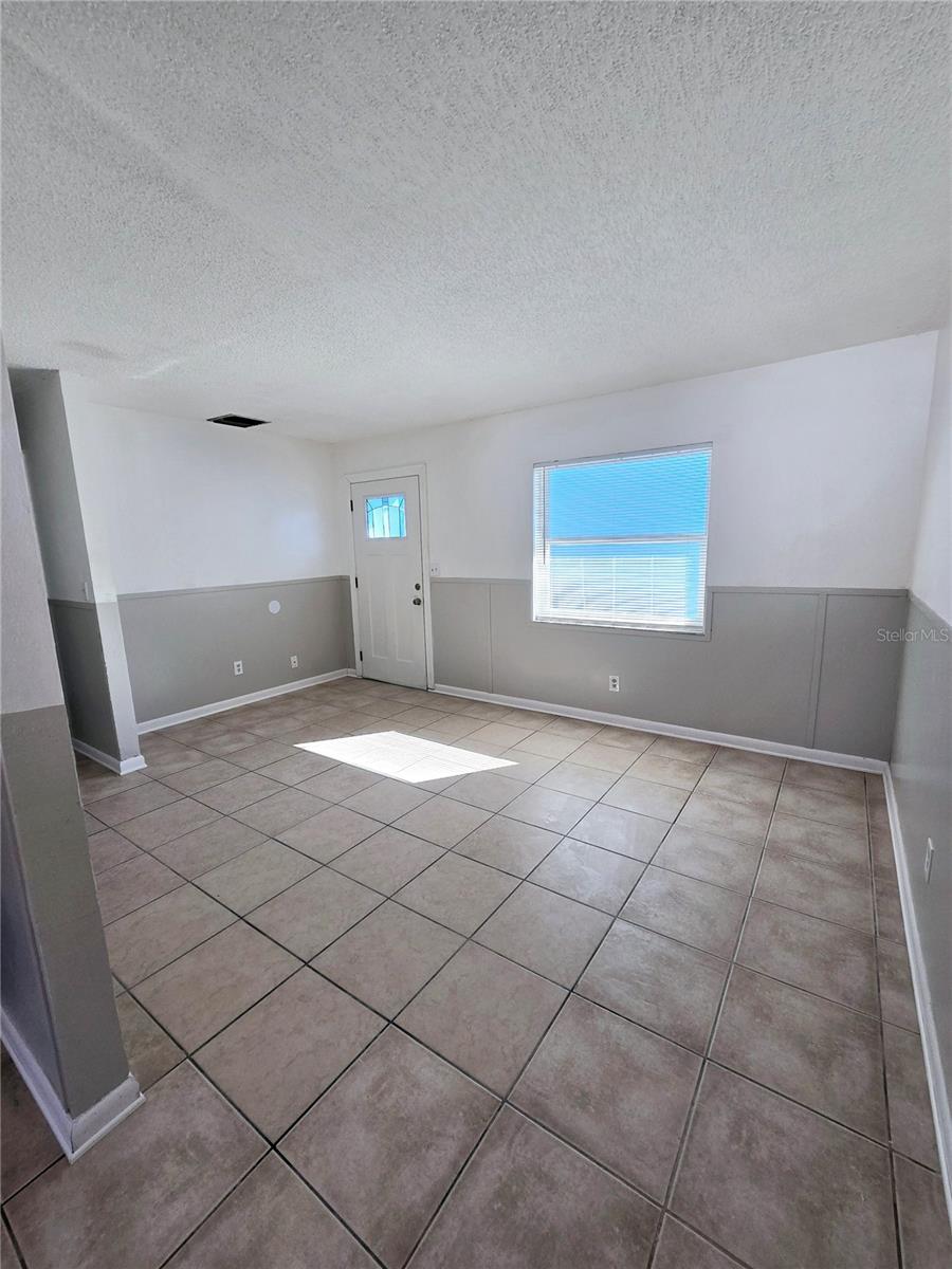 Image 2 of 19 For 773 9th Street K