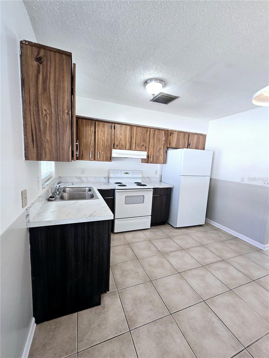 Image 5 of 19 For 773 9th Street K