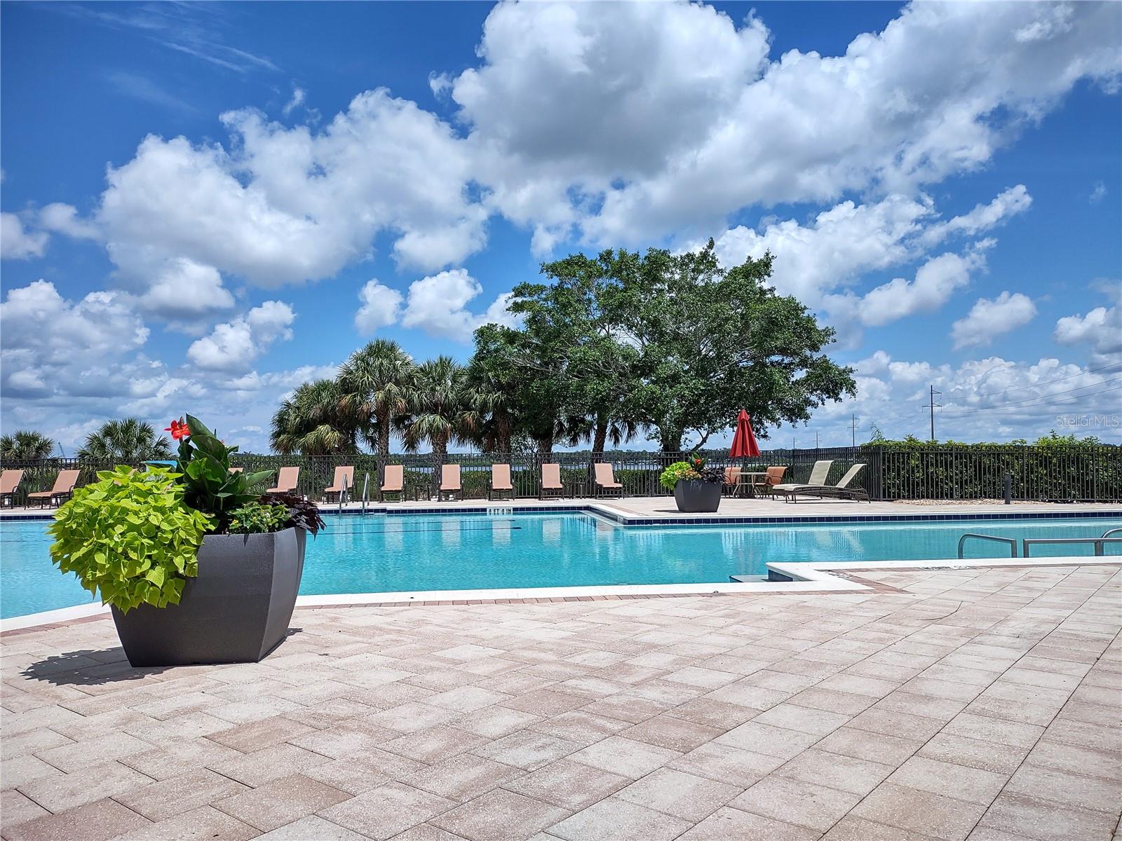 Image 39 of 52 For 1020 Tidewater Shores Loop  301