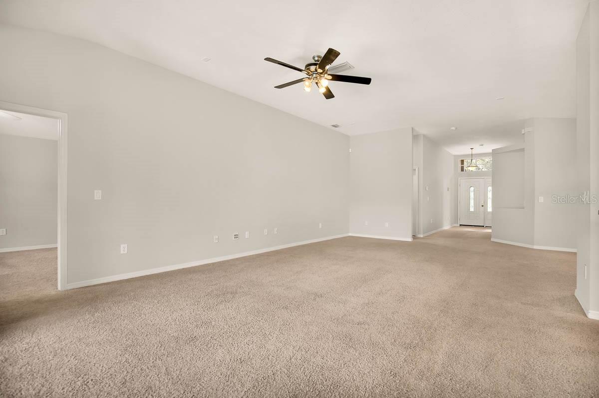 Image 10 of 40 For 6415 Bridgecrest Drive