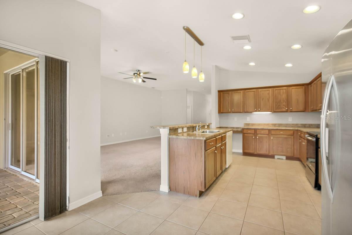 Image 13 of 40 For 6415 Bridgecrest Drive