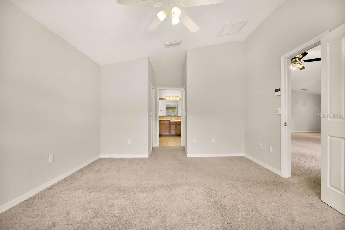 Image 16 of 40 For 6415 Bridgecrest Drive