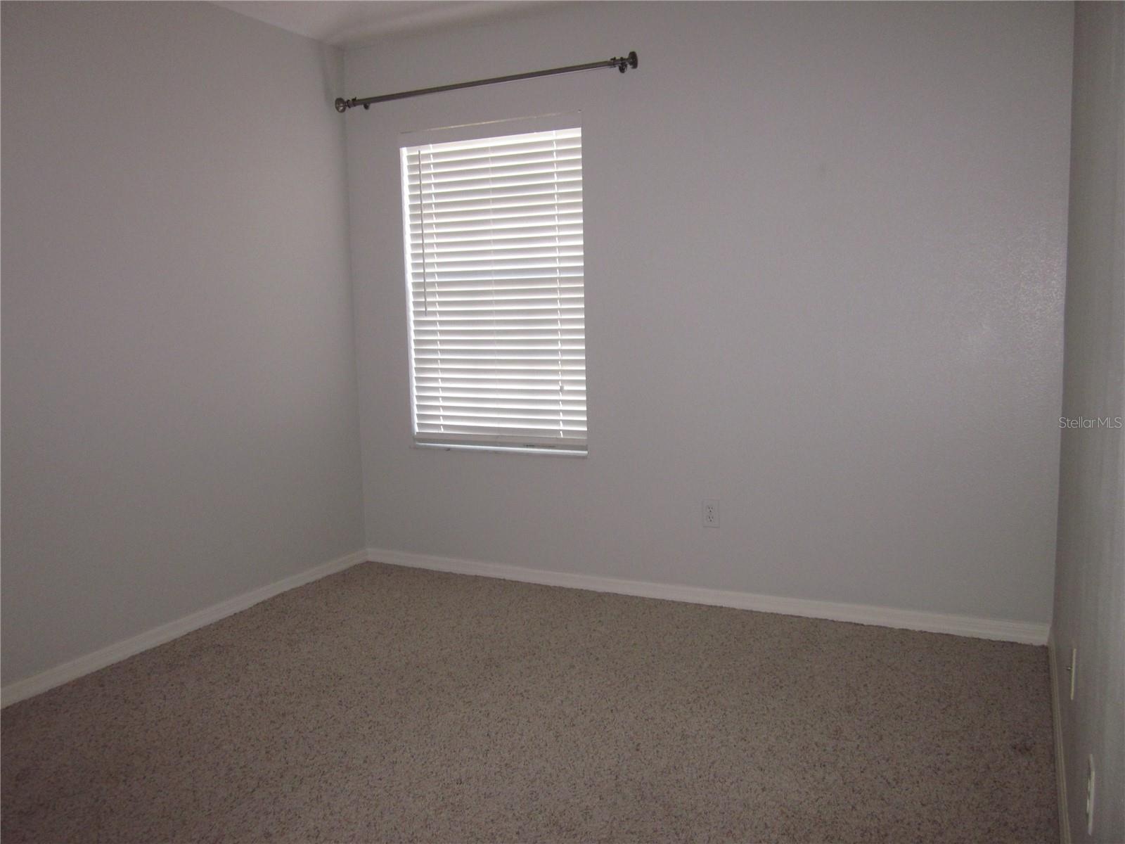 Image 14 of 22 For 10804 Spring Mountain Place