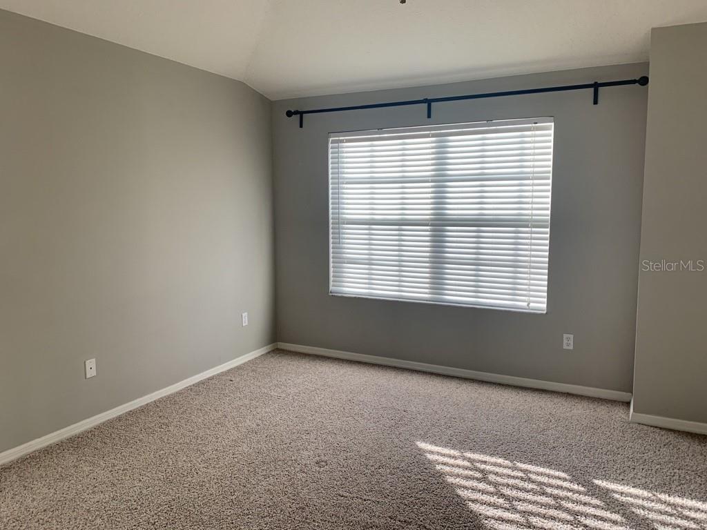 Image 19 of 22 For 10804 Spring Mountain Place