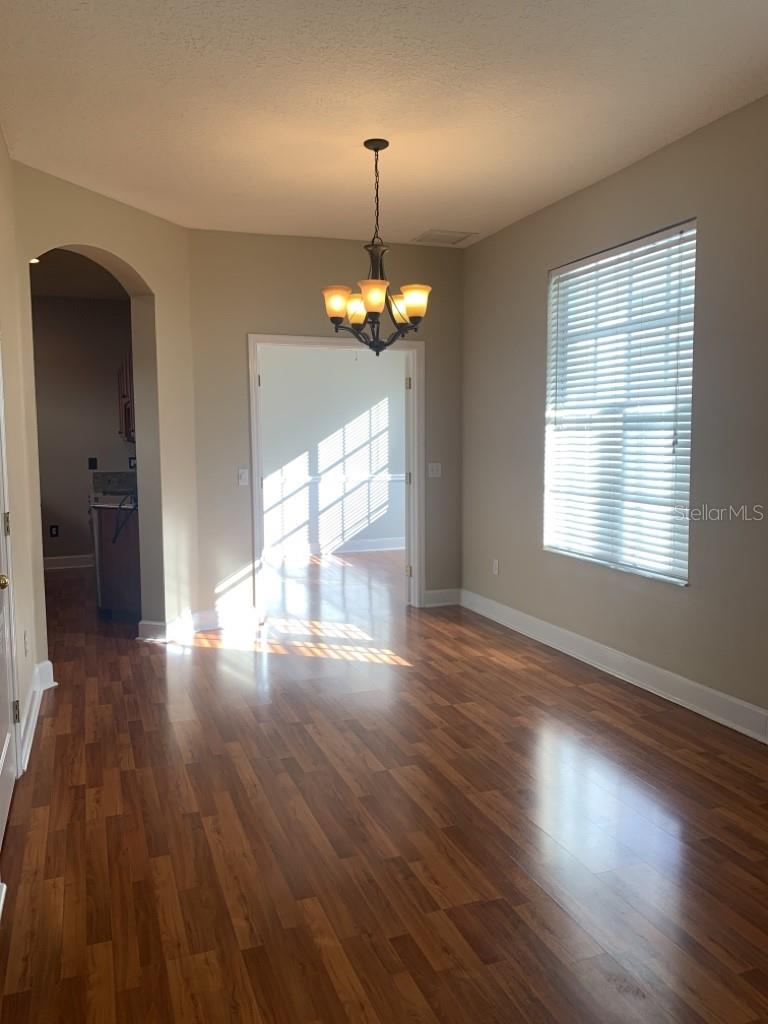 Image 4 of 22 For 10804 Spring Mountain Place