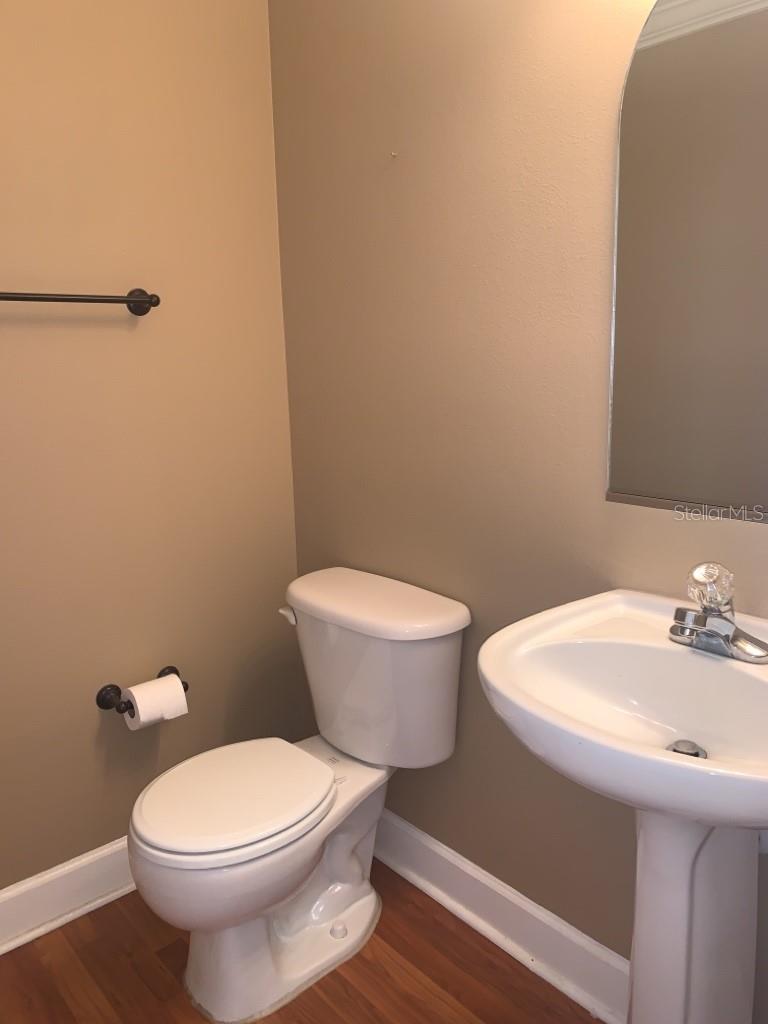 Image 5 of 22 For 10804 Spring Mountain Place