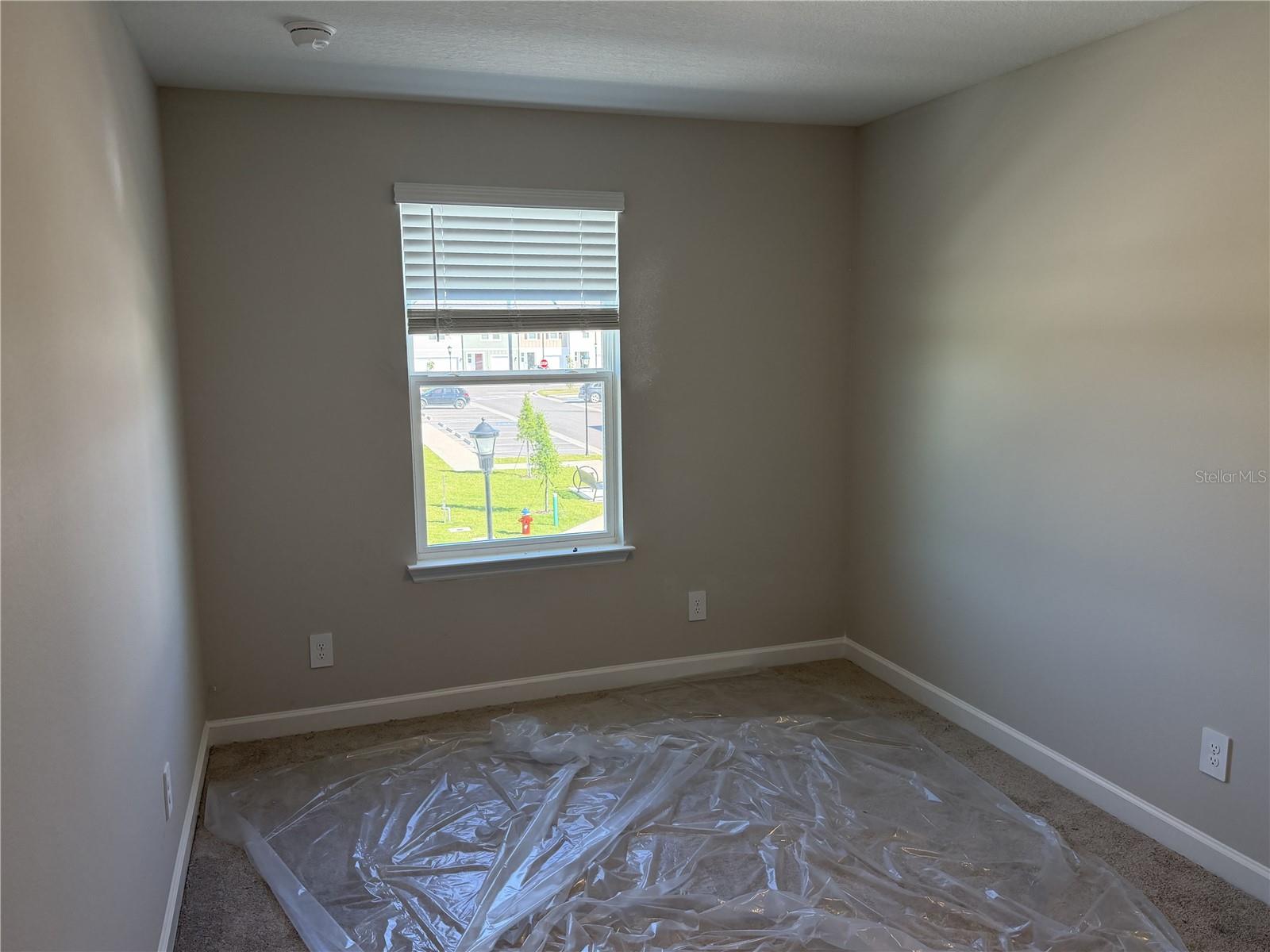 Image 16 of 25 For 7518 Deer Valley Circle