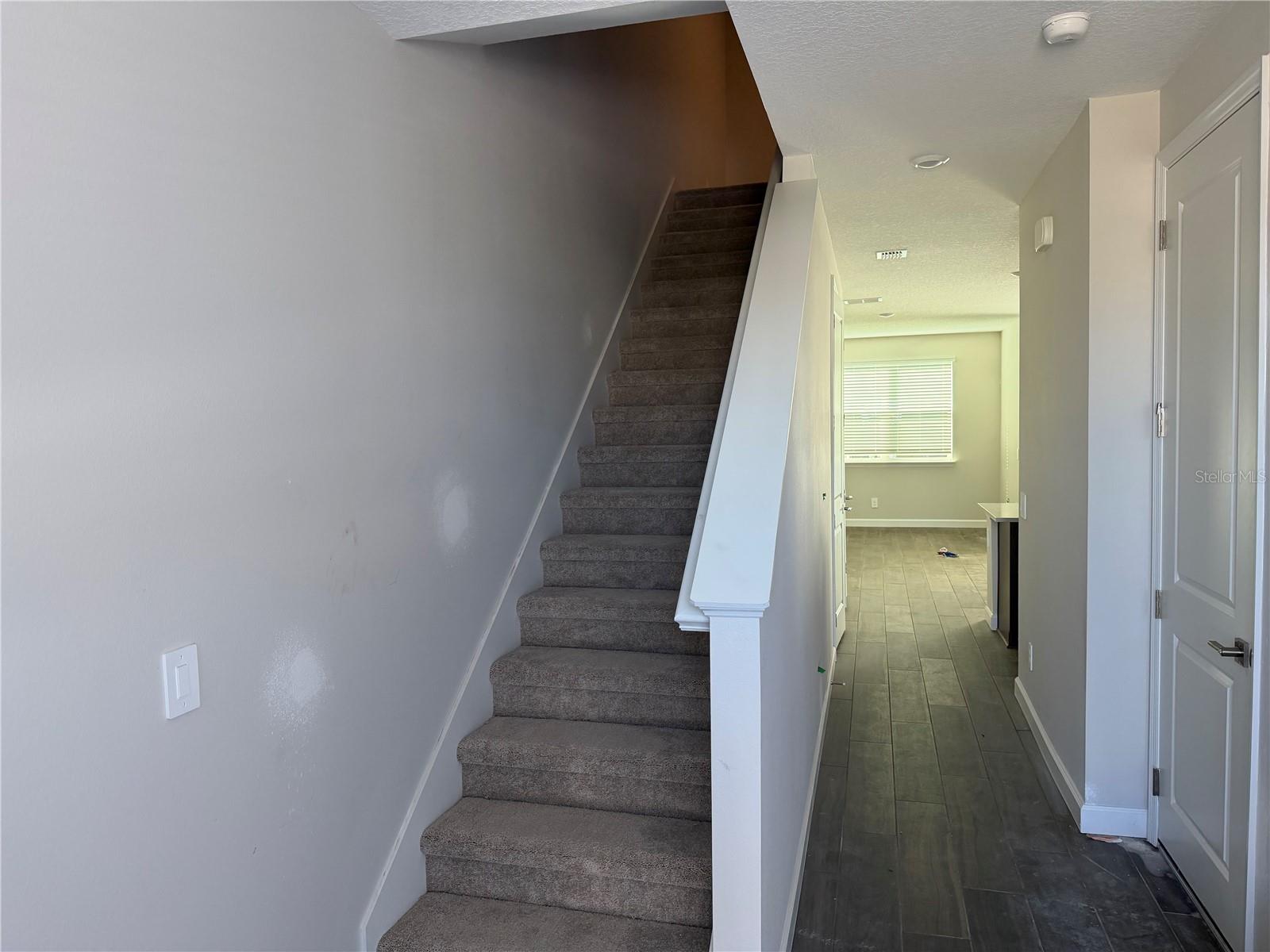Image 5 of 25 For 7518 Deer Valley Circle