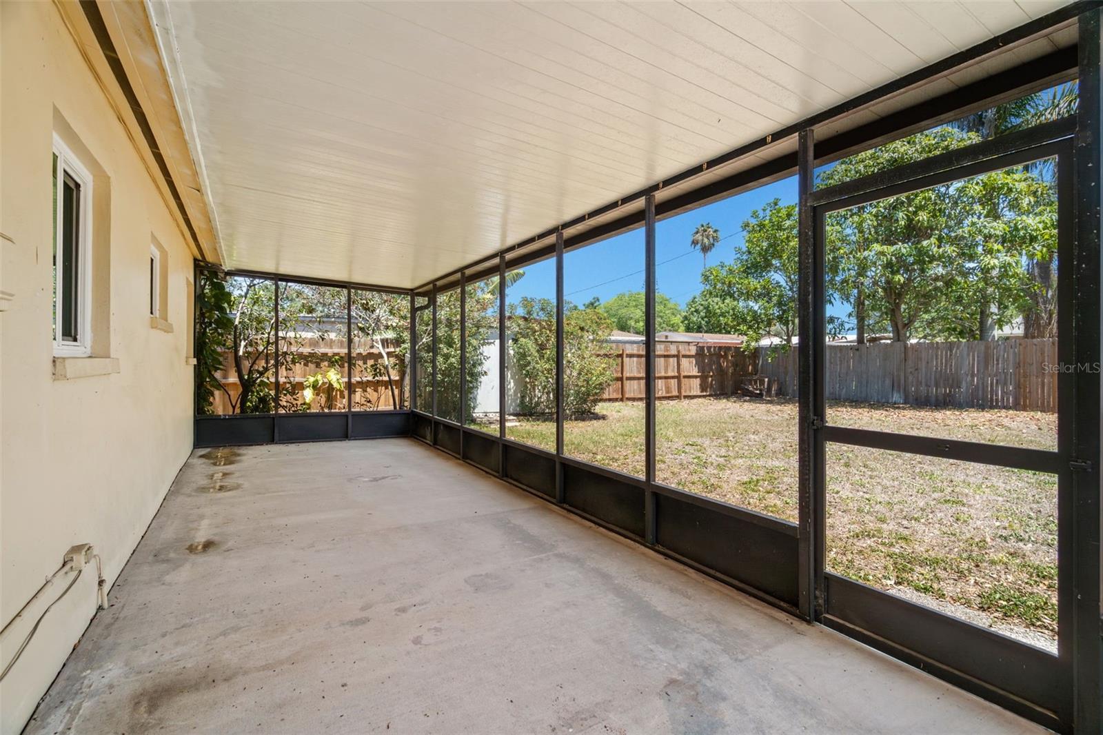 Image 23 of 35 For 8173 55th Street N