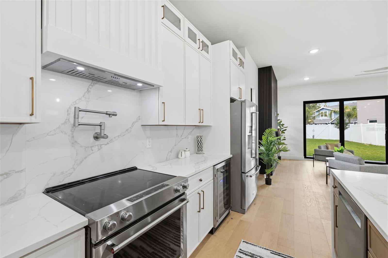 Image 12 of 46 For 2301 Ridgewood Avenue