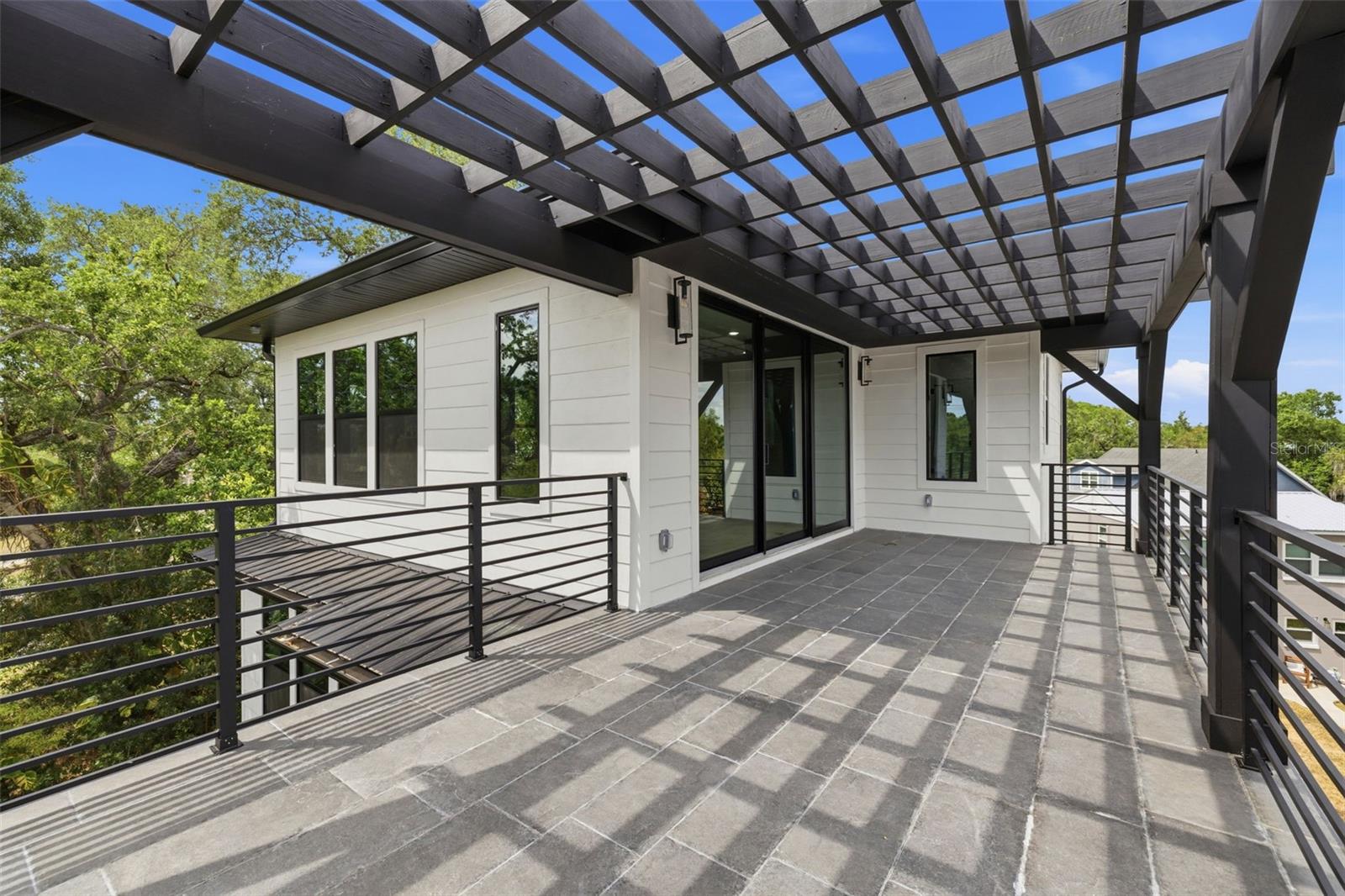 Image 38 of 46 For 2301 Ridgewood Avenue