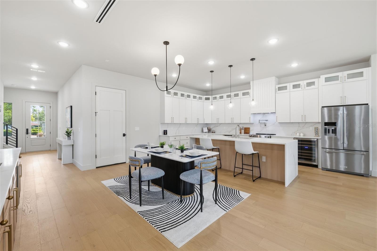 Image 8 of 46 For 2301 Ridgewood Avenue