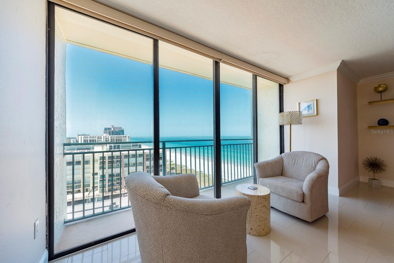 Listing photo id 1 for 1390 Gulf Boulevard 1203