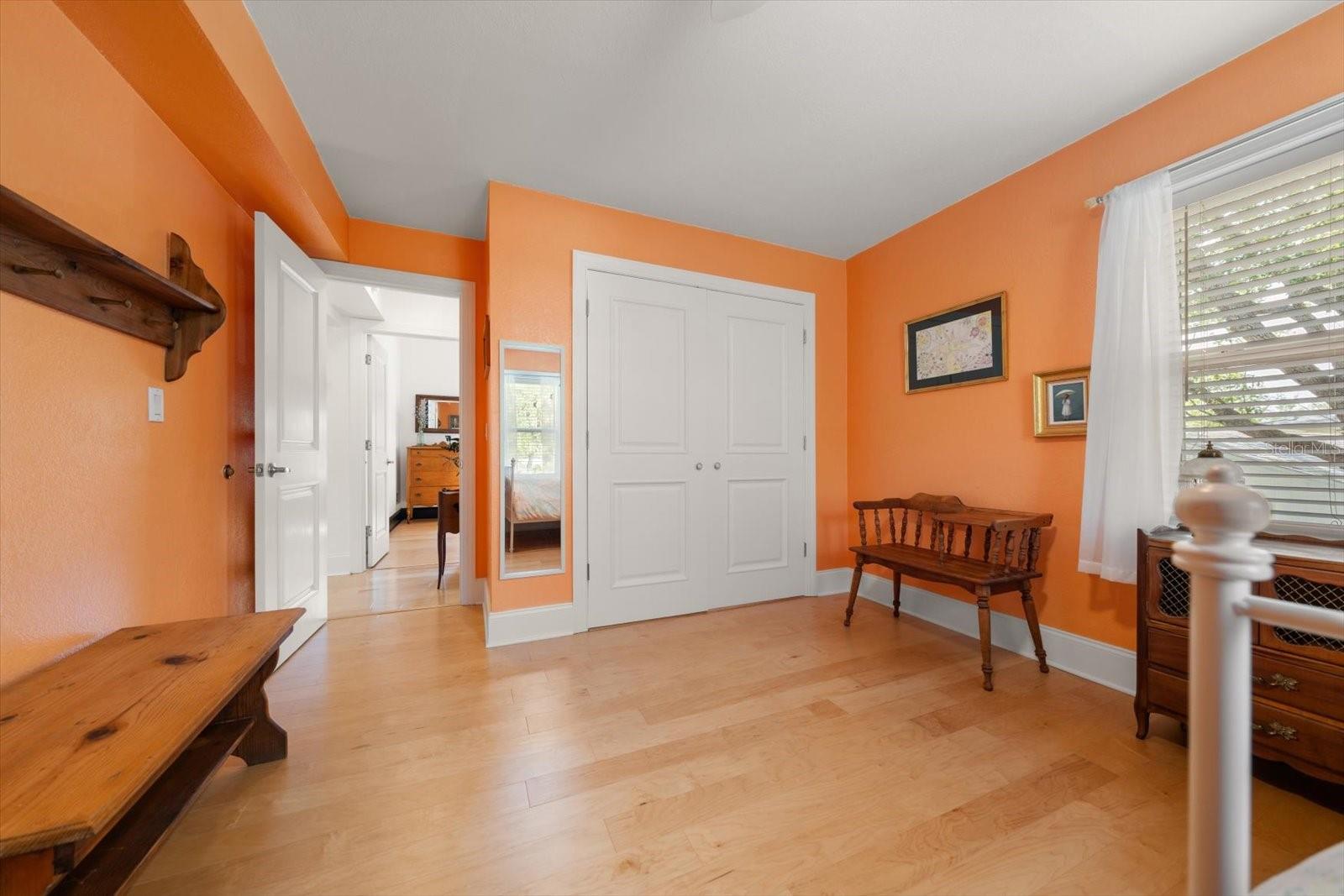 Listing photo id 19 for 236 Shore Drive