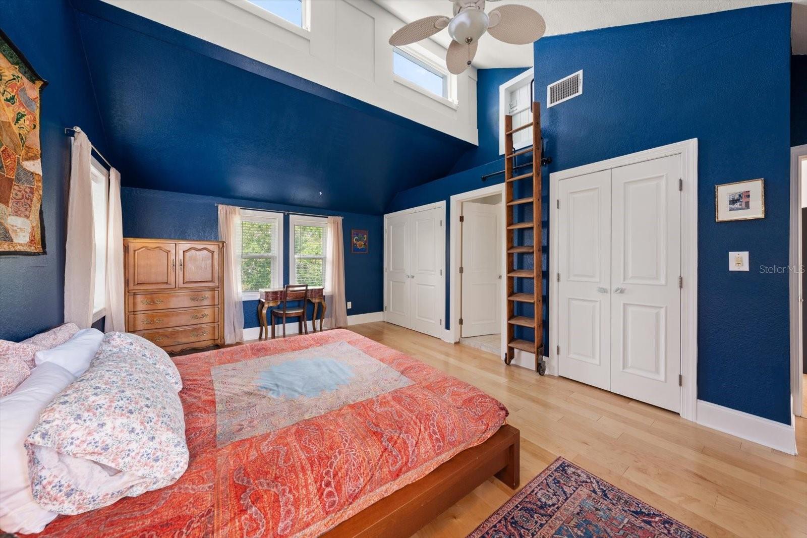 Listing photo id 27 for 236 Shore Drive