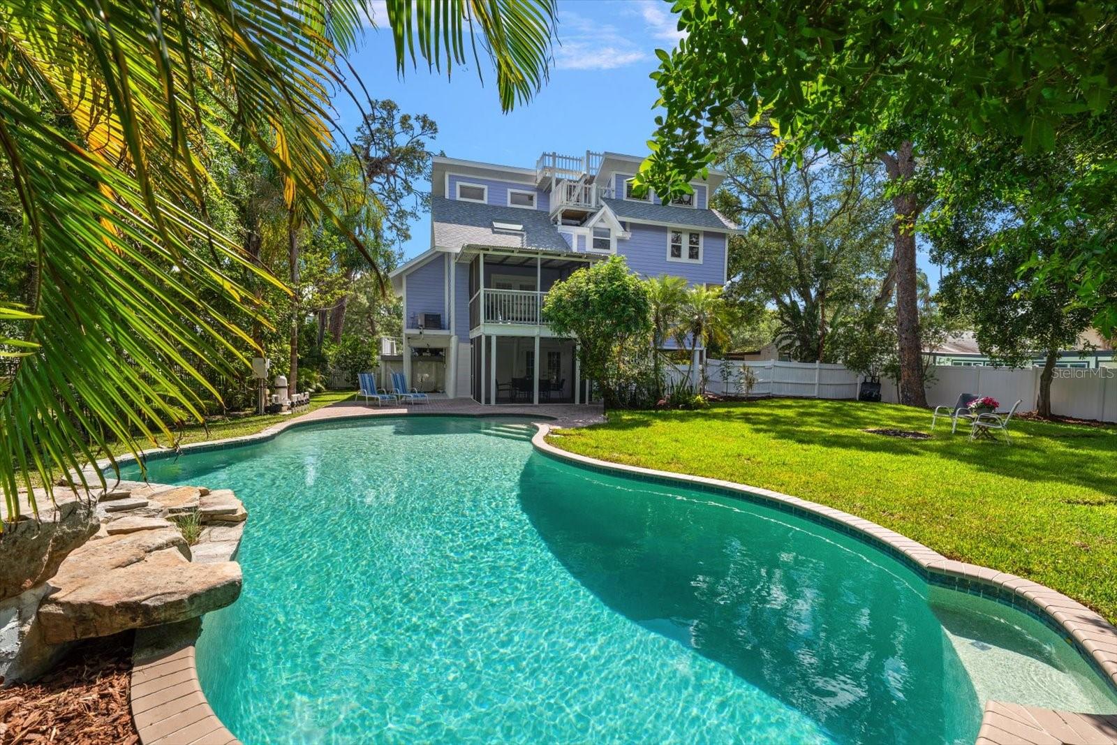 Listing photo id 36 for 236 Shore Drive