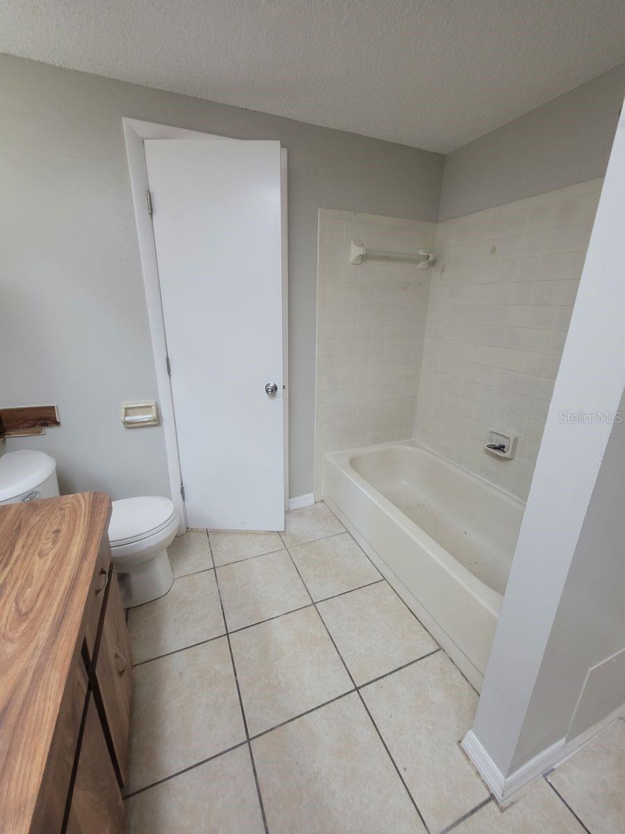 Image 12 of 18 For 8085 Omaha Circle