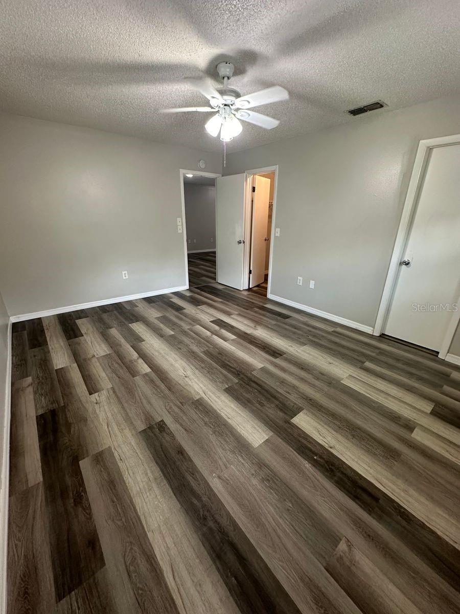 Image 14 of 18 For 8085 Omaha Circle