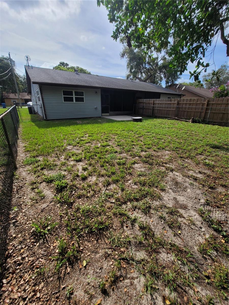 Image 18 of 18 For 8085 Omaha Circle