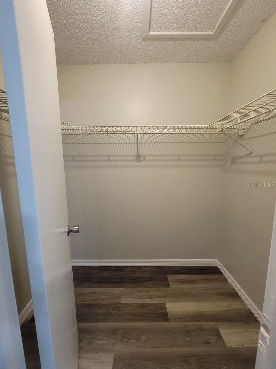 Image 9 of 18 For 8085 Omaha Circle