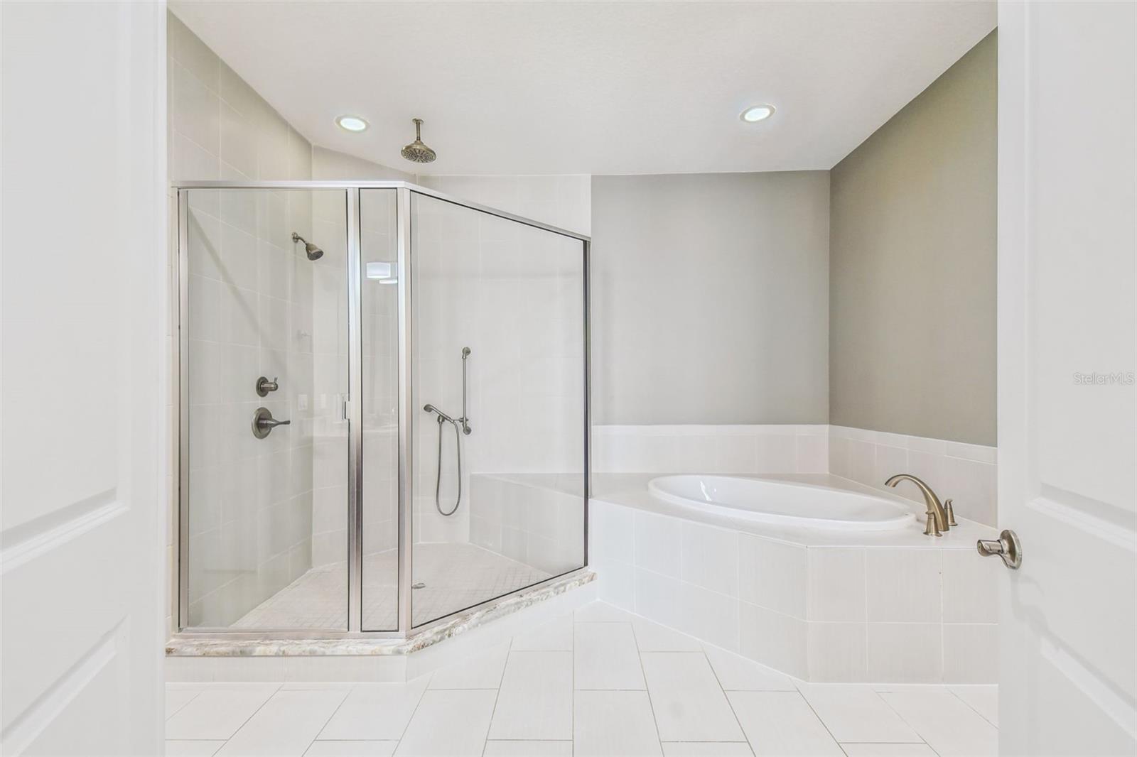 Image 21 of 34 For 622 Matanzas Avenue