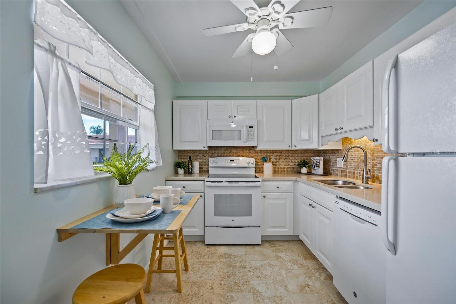 Image 10 of 65 For 10280 Imperial Point Drive W 21