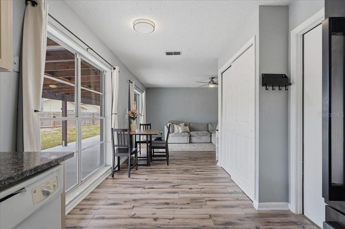 Image 16 of 42 For 8913 Wood Lake Court