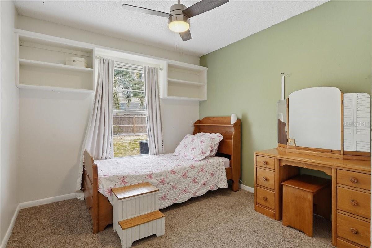 Image 27 of 42 For 8913 Wood Lake Court