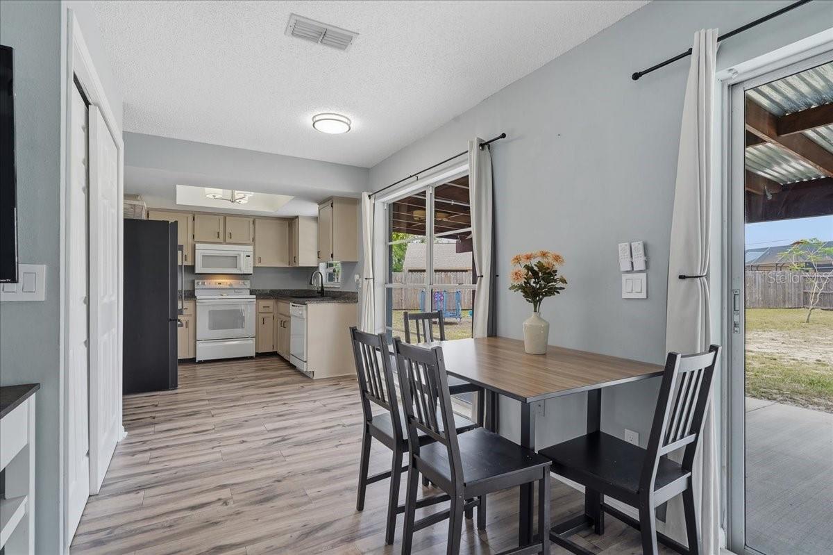 Image 3 of 42 For 8913 Wood Lake Court