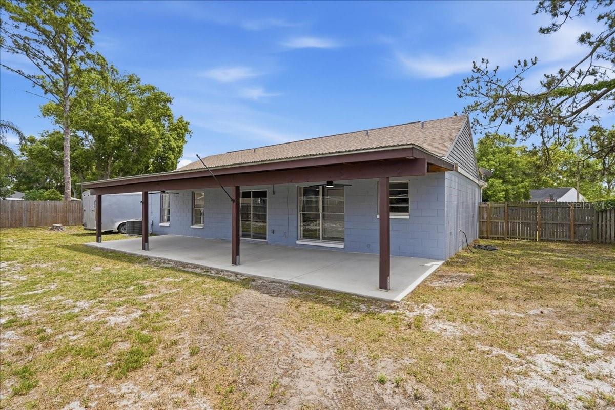 Image 31 of 42 For 8913 Wood Lake Court