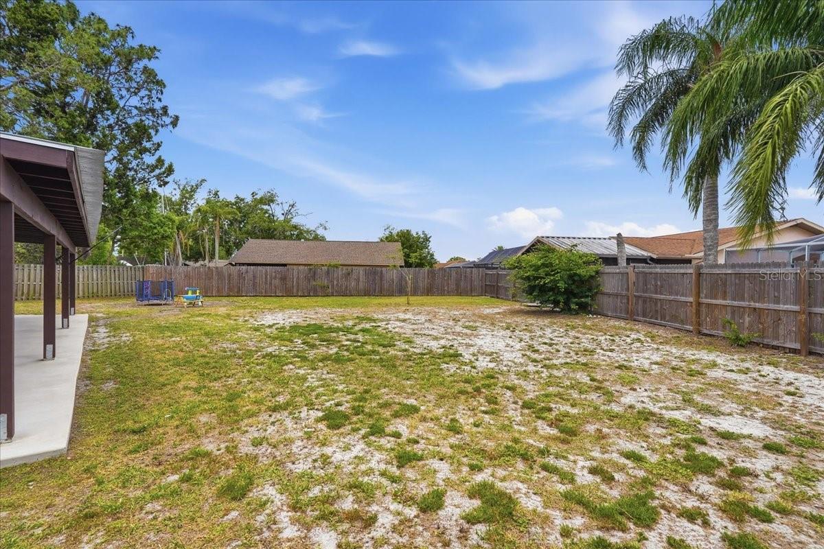 Image 34 of 42 For 8913 Wood Lake Court