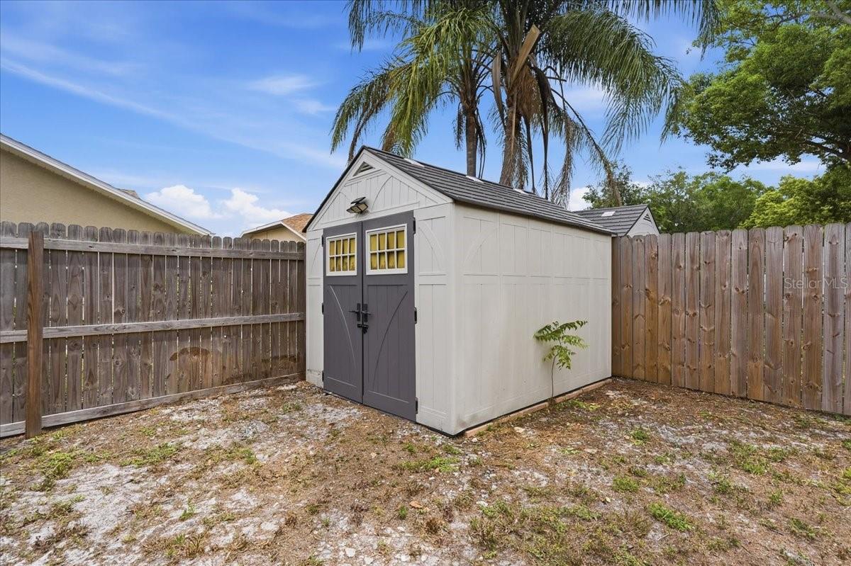 Image 36 of 42 For 8913 Wood Lake Court