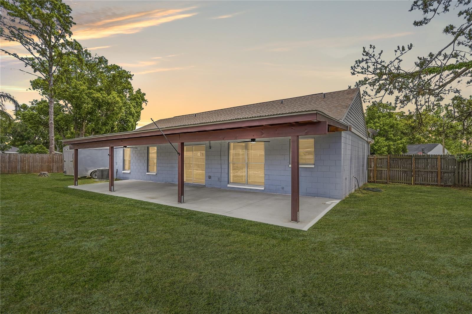 Image 5 of 42 For 8913 Wood Lake Court