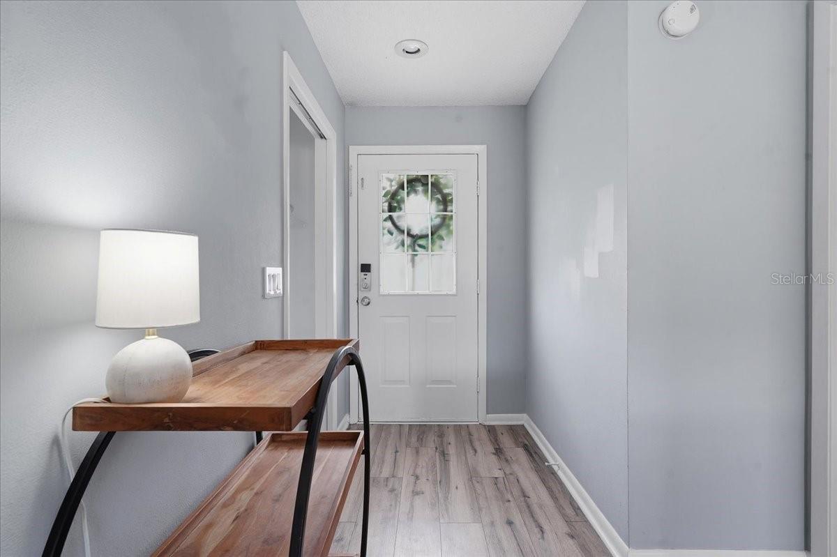 Image 8 of 42 For 8913 Wood Lake Court