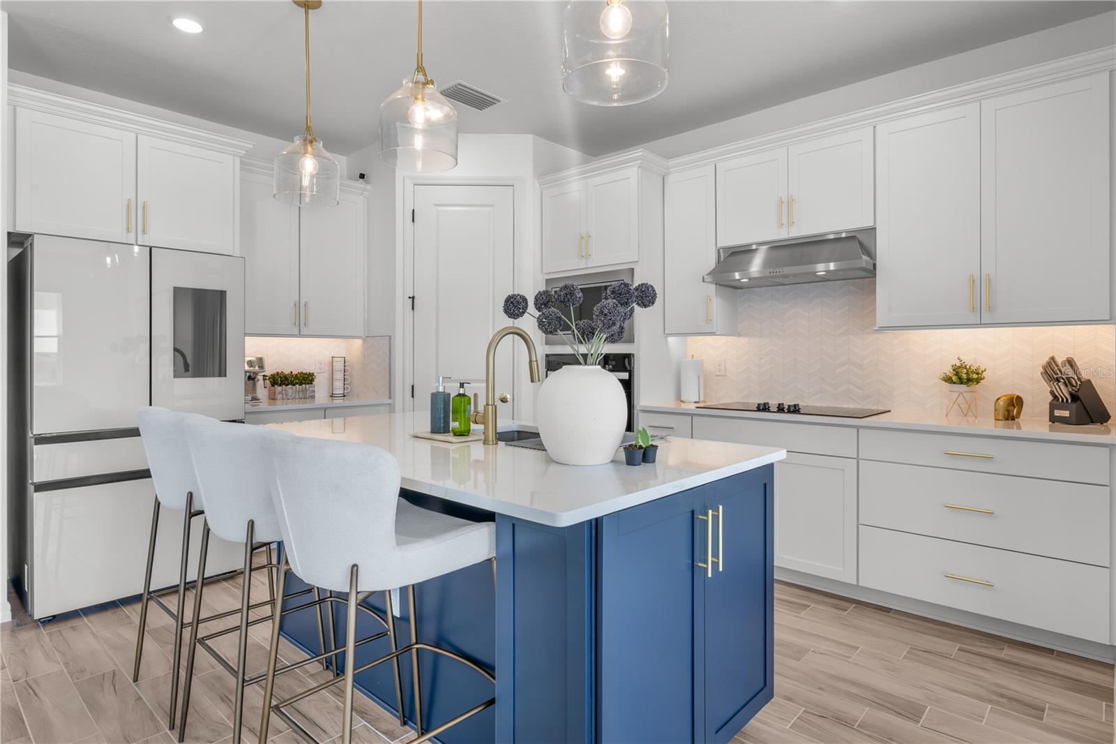 Listing photo id 13 for 6952 Rosy Sky Avenue