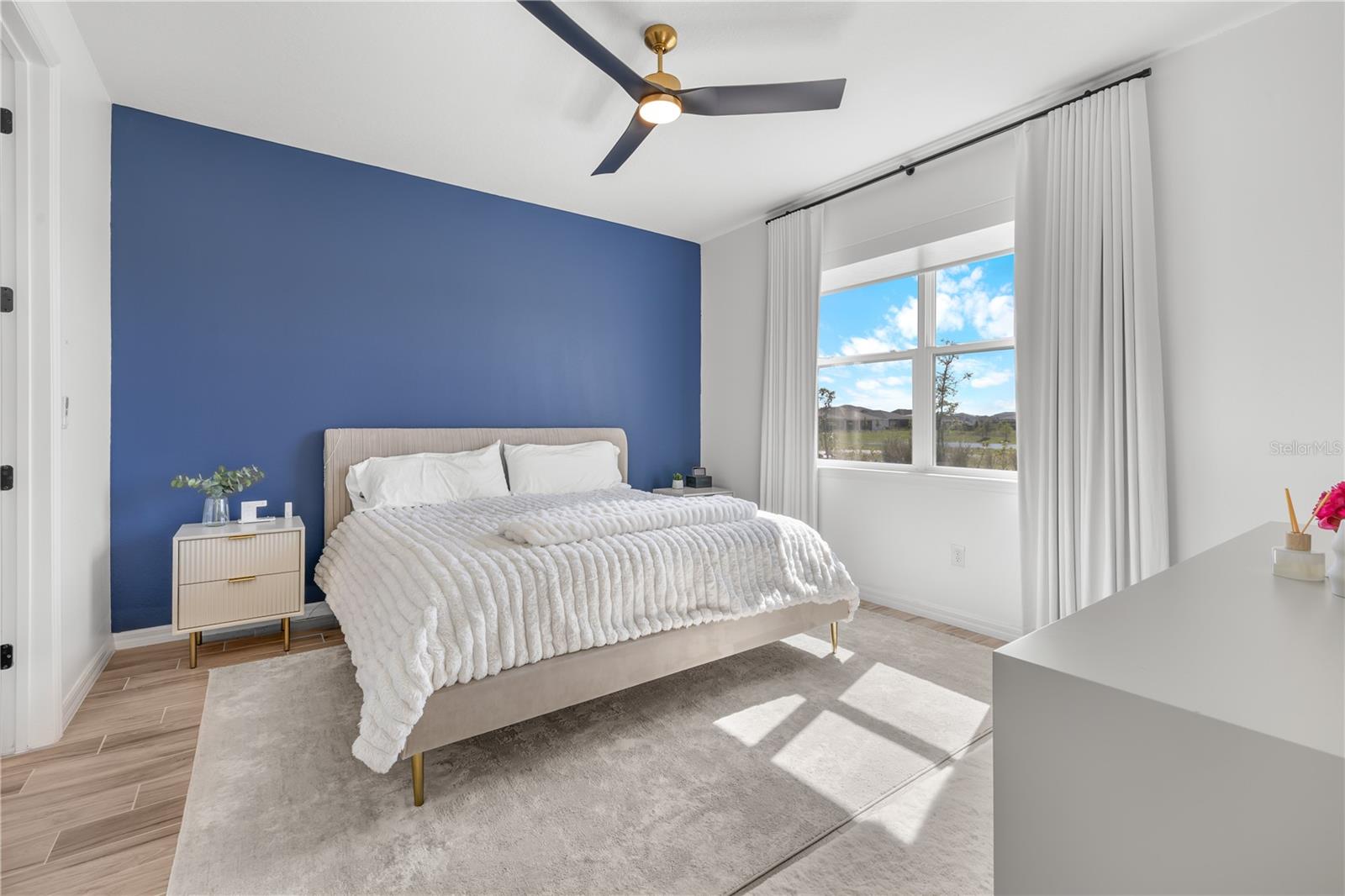 Listing photo id 21 for 6952 Rosy Sky Avenue