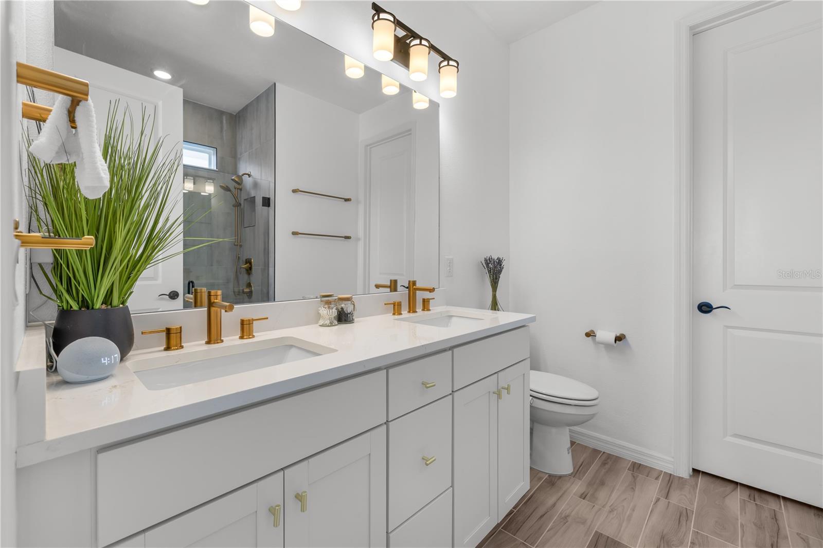 Listing photo id 24 for 6952 Rosy Sky Avenue